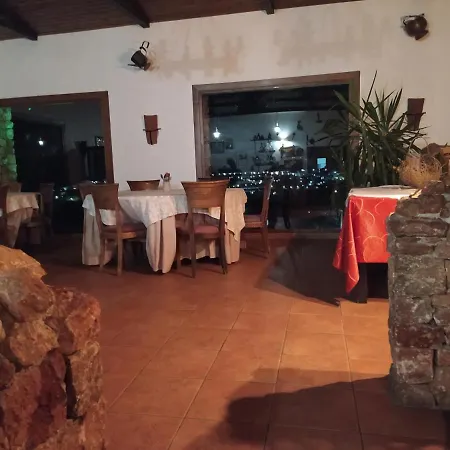 호텔 Rural La Marmita De Ahlam